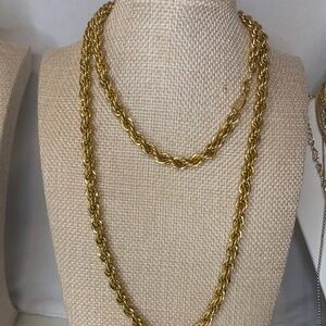 Elegant Napier Gold Rope Chain Necklace
